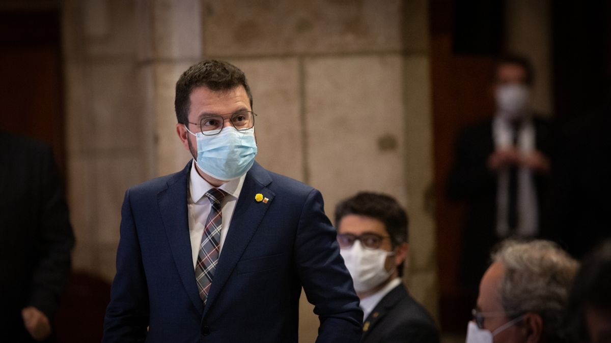 Aragonès abre este lunes con Junts la ronda de contactos con los grupos parlamentarios Aragonès abre este lunes con Junts la ronda de contactos con los grupos parlamentarios