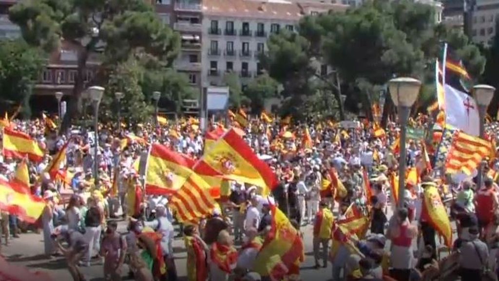 Concentración en Colón contra los indultos a presos independentistas