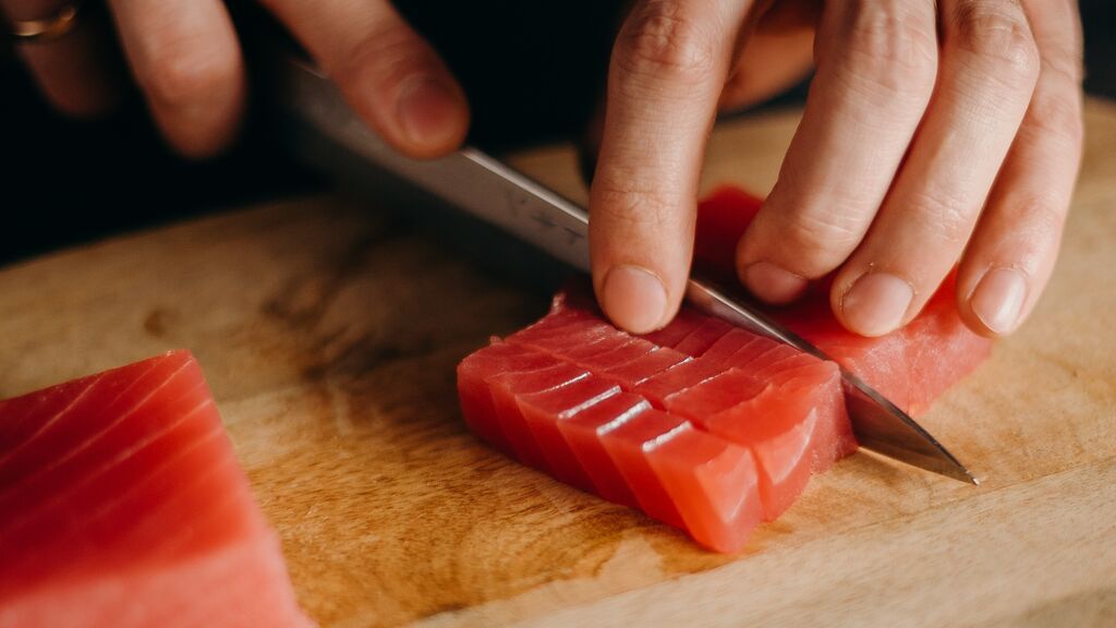 Cómo es la carne de atún vegana que promete el sabor del original