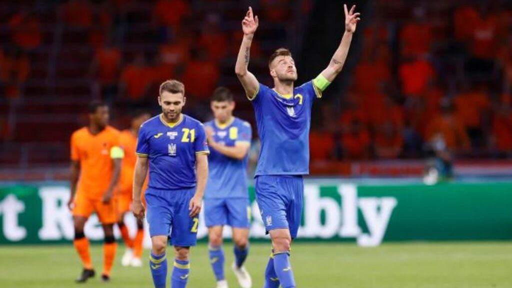 Yarmolenko anota el que será el gol de la Eurocopa: Ucrania metía presión a Países Bajos (2-1)