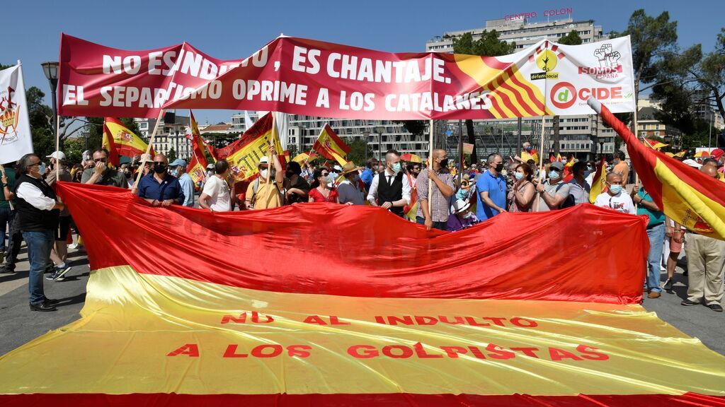 Concentración en Colón contra los indultos a presos independentistas