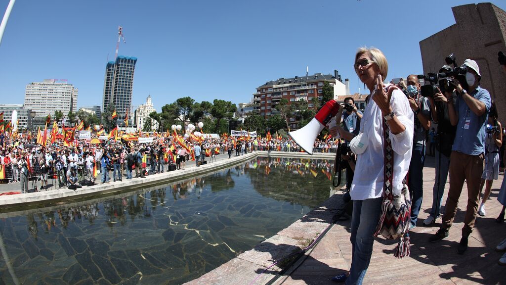 Concentración en Colón contra los indultos a presos independentistas
