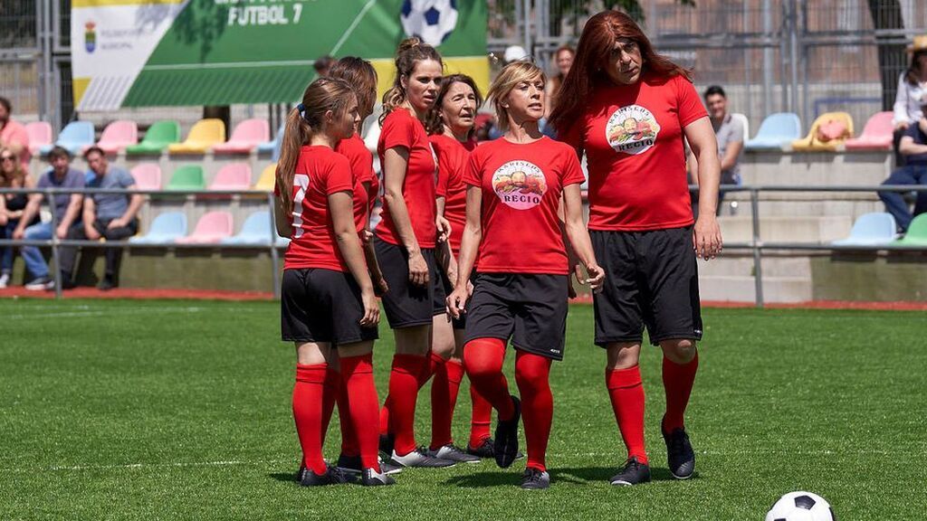 Los Leones y las Diablas de Montepinar también jugaron con La Roja