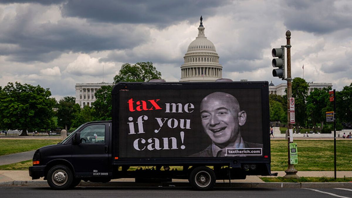¿Pagan "los multimillonarios" pocos impuestos en Estados Unidos?
