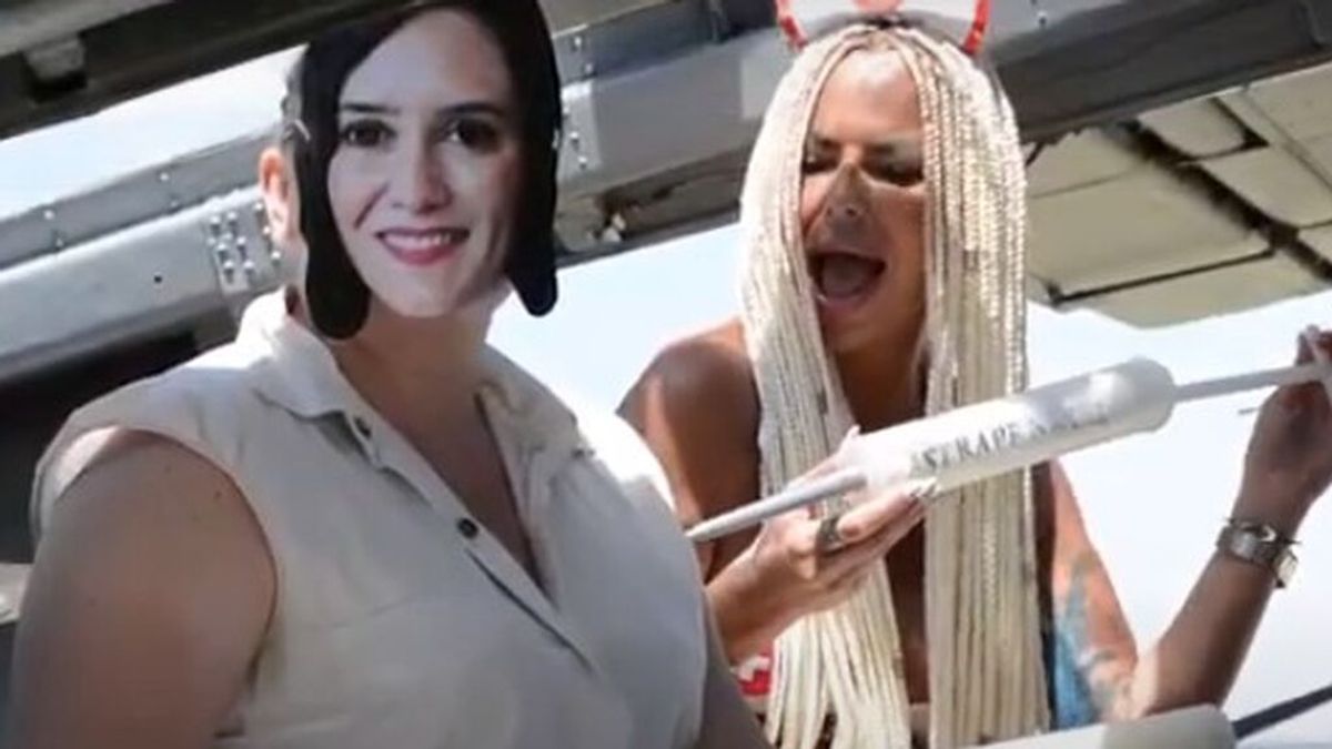 Leticia Sabater mezcla sexo, políticos y vacunas en su nuevo esperpento viral