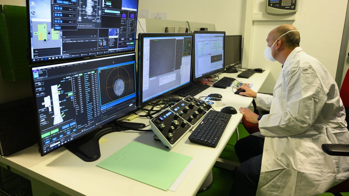 Premio CSIC-Fundación BBVA a 5 investigadores españoles por ser la "voz de la ciencia" durante la pandemia Premio CSIC-Fundación BBVA a 5 investigadores españoles por ser la "voz de la ciencia" durante la pandemia