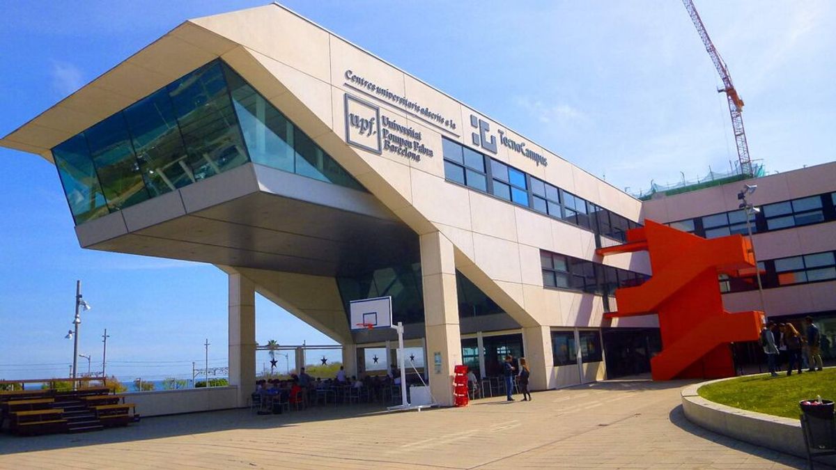 Diferencias entre universidades públicas y privadas Diferencias entre universidades públicas y privadas