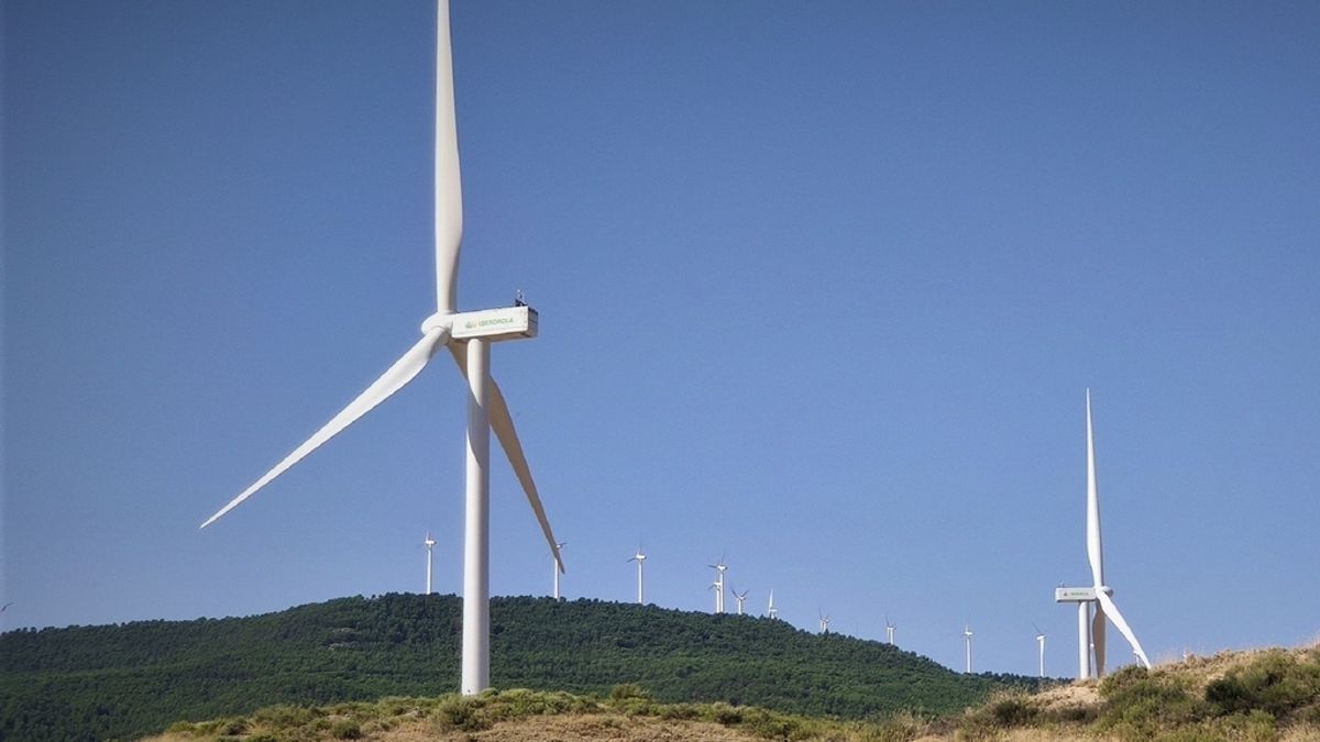 Economía.- El sector eólico aboga por la eliminación en toda Europa de los vertederos para palas de aerogeneradores