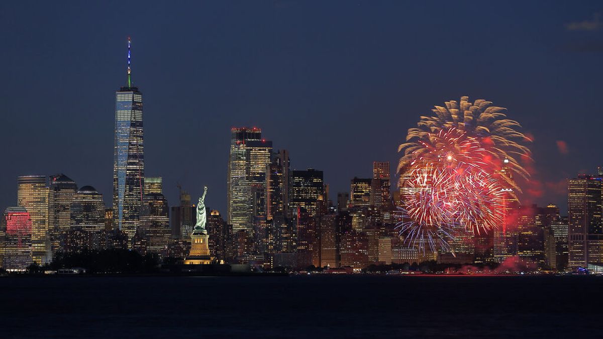 Nueva York celebra el fin de las restricciones con el 70% de los adultos vacunados Nueva York celebra el fin de las restricciones con el 70% de los adultos vacunados