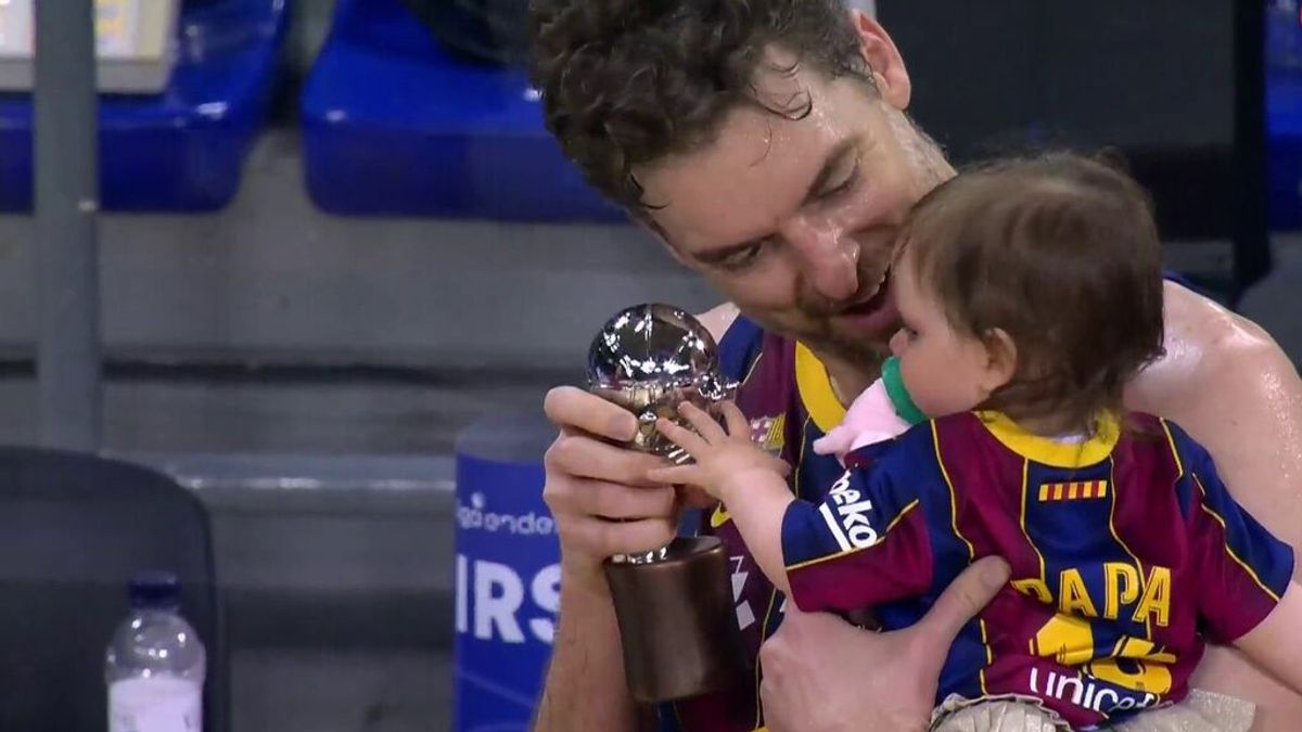 Pau Gasol dedica a su bebé Elisabet Gianna el título de Liga conquistado ante el Real Madrid