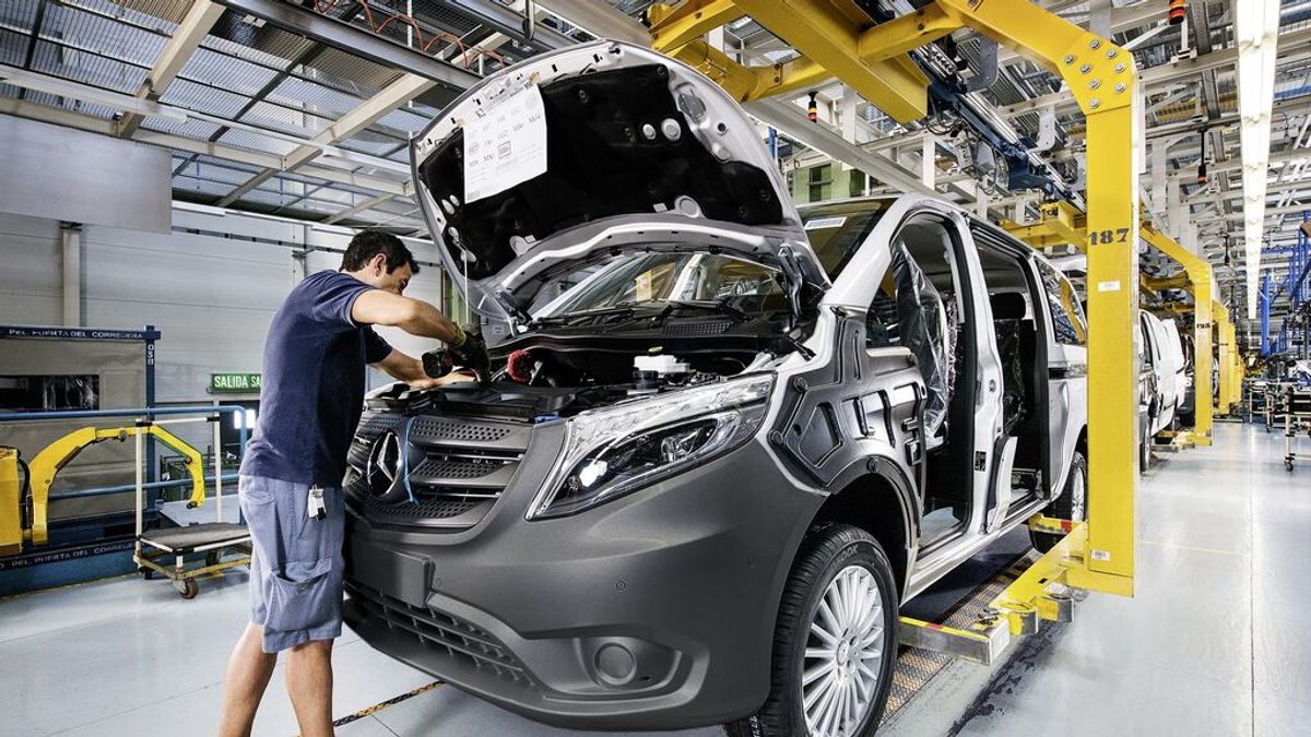 Producción del Mercedes-Benz Vito en la planta de Mercedes-Benz en Vitoria Producción del Mercedes-Benz Vito en la planta de Mercedes-Benz en Vitoria