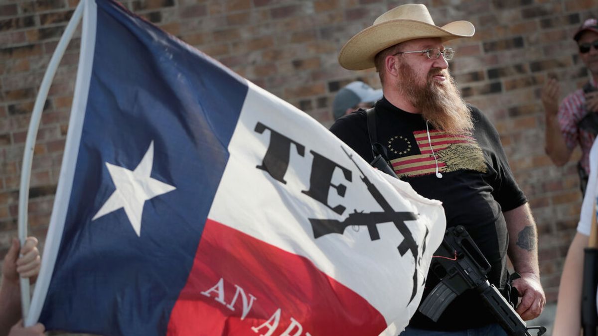 Texas aprueba portar armas sin necesidad de permiso ni revisión de antecedentes
