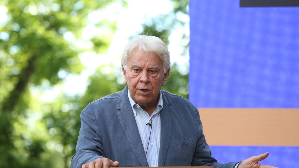 Felipe González alerta, un día antes de los indultos, de las decisiones que llevan a "callejones difíciles y estrechos" Felipe González alerta, un día antes de los indultos, de las decisiones que llevan a "callejones difíciles y estrechos"