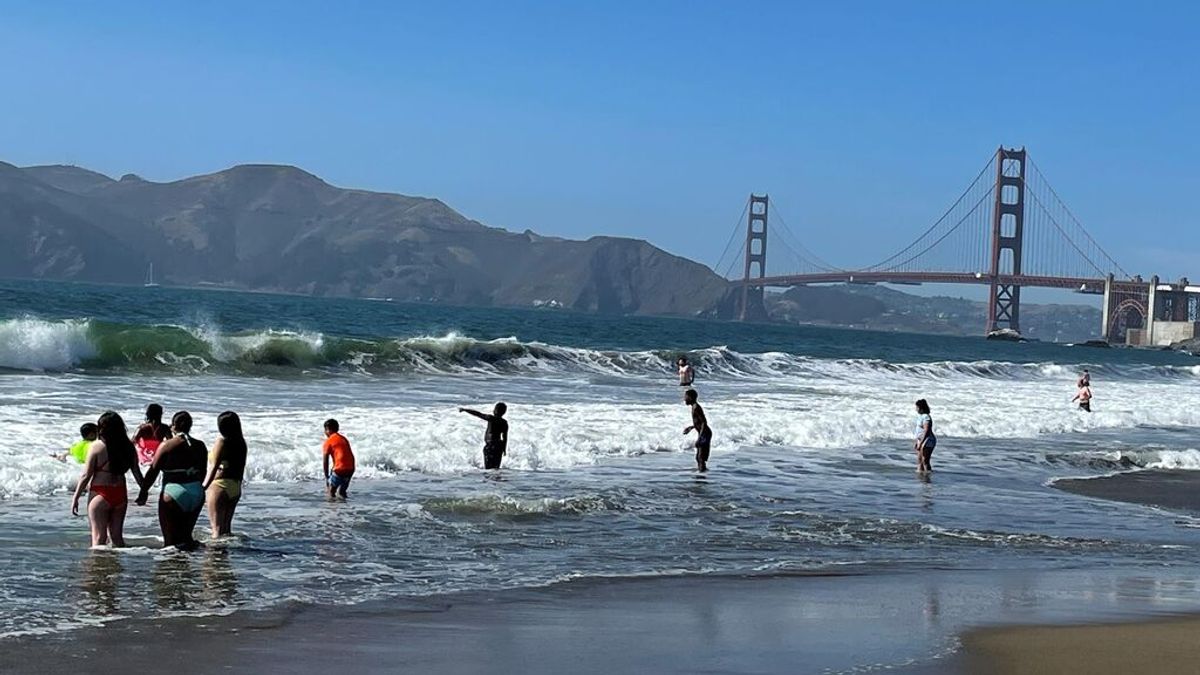Temperaturas de 50 grados y temor a la amenaza de incendios en ola de calor extremo en EE.UU. Temperaturas de 50 grados y temor a la amenaza de incendios en ola de calor extremo en EE.UU.