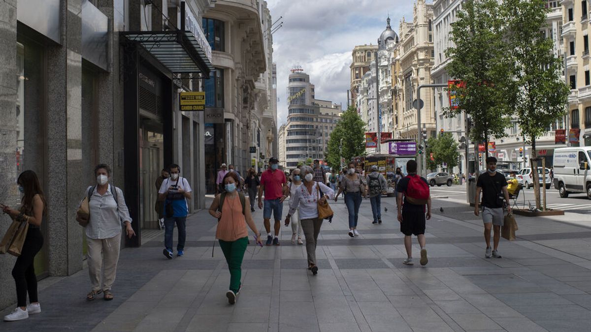 Madrid suma 143 casos y los ingresados en UCI por covid bajan a 188 Madrid suma 143 casos y los ingresados en UCI por covid bajan a 188