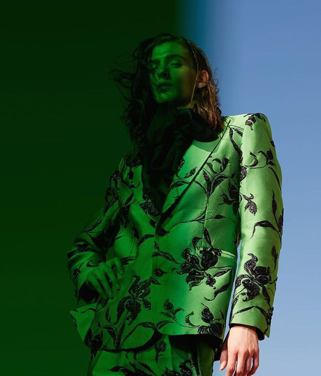Traje estampado de Ana Locking