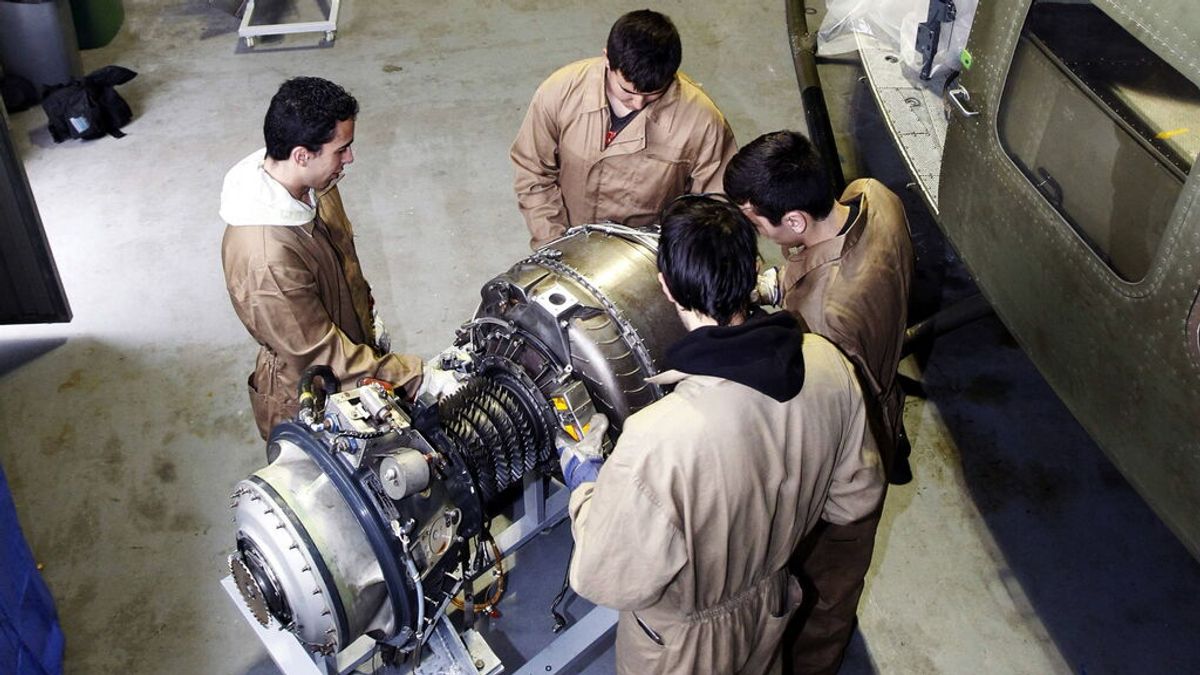 El modelo alemán de FP Dual al que mira España: más largo, con más prácticas y con un examen final común para todos El modelo alemán de FP Dual al que mira España: más largo, con más prácticas y con un examen final común para todos