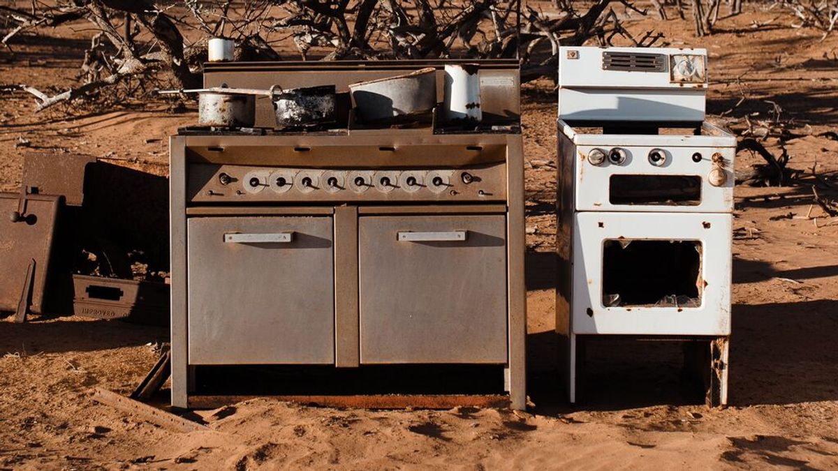 Qué es el 'stooping', la nueva manera de decorar con muebles que otras personas desechan Qué es el 'stooping', la nueva manera de decorar con muebles que otras personas desechan