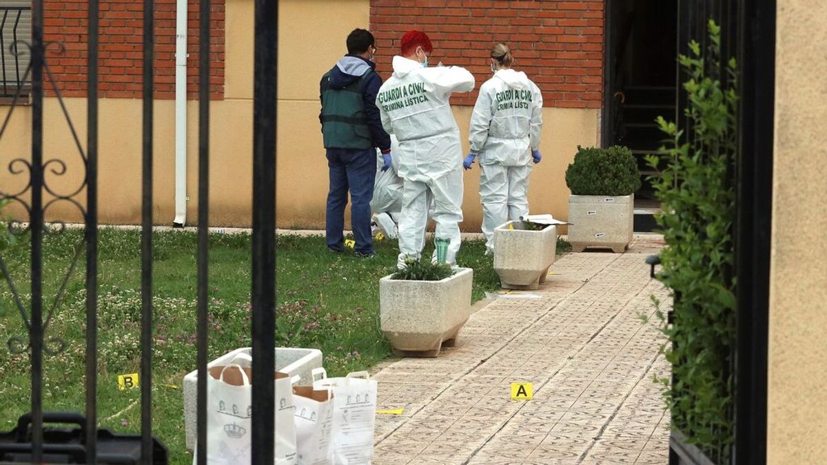 Una mujer apuñalada en Salamanca por su marido, que se ha suicidado Una mujer apuñalada en Salamanca por su marido, que se ha suicidado