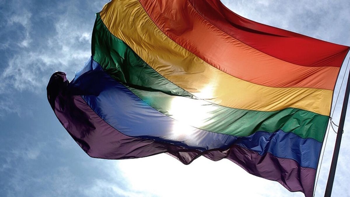 Las reivindicaciones del Orgullo Gay y cómo ha evolucionado este día: desde la aprobación del matrimonio homosexual a una mayor visibilidad.