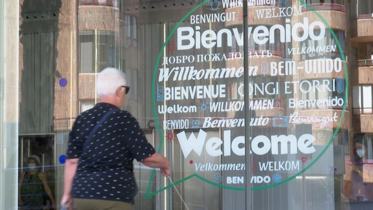 Los hoteleros, sin turistas británicos: "Julio está perdido y agosto, en la cuerda floja" Los hoteleros, sin turistas británicos: "Julio está perdido y agosto, en la cuerda floja"