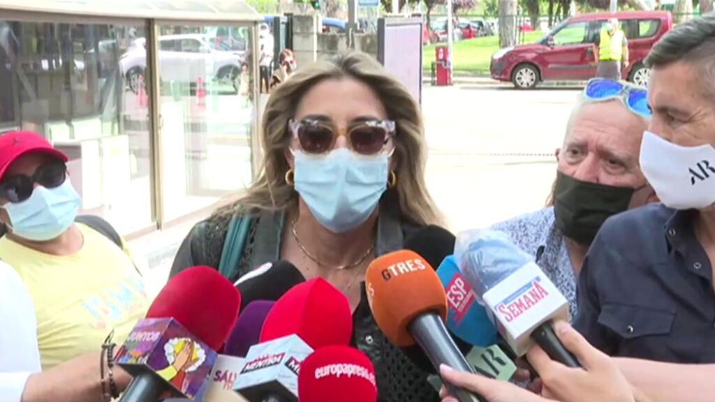 Paz Padilla, María Teresa Campos, entre otros, en el tanatorio