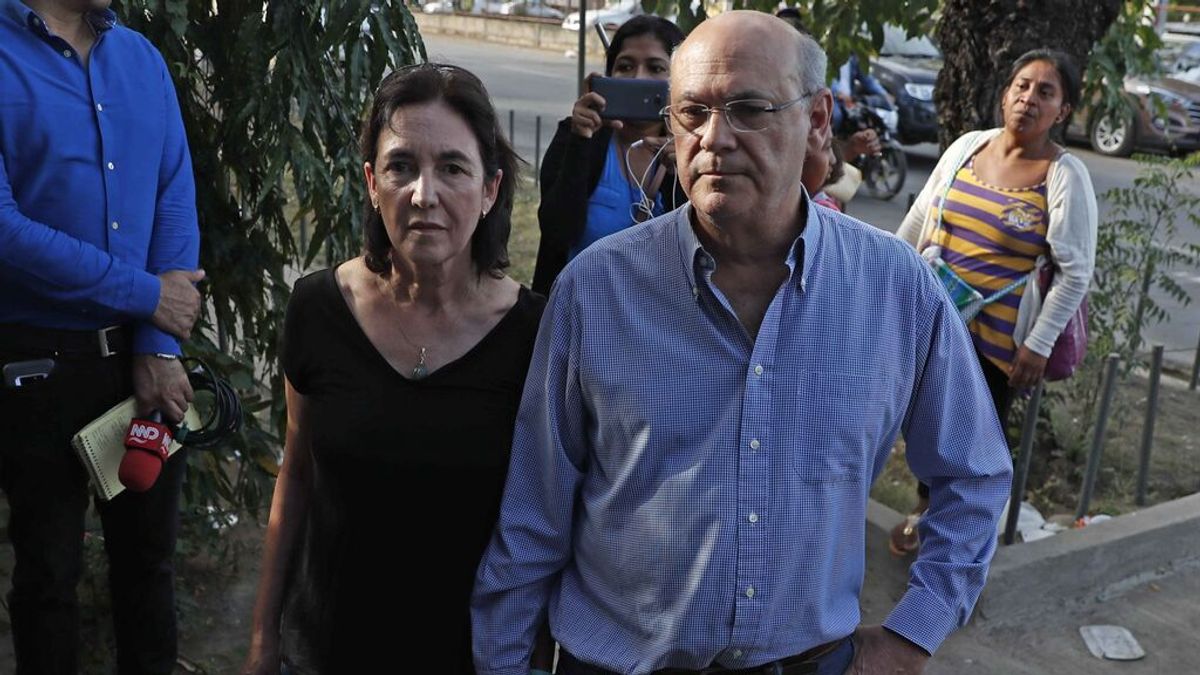 El periodista Carlos Chamorro abandona Nicaragua por la represión del régimen de Ortega El periodista Carlos Chamorro abandona Nicaragua por la represión del régimen de Ortega
