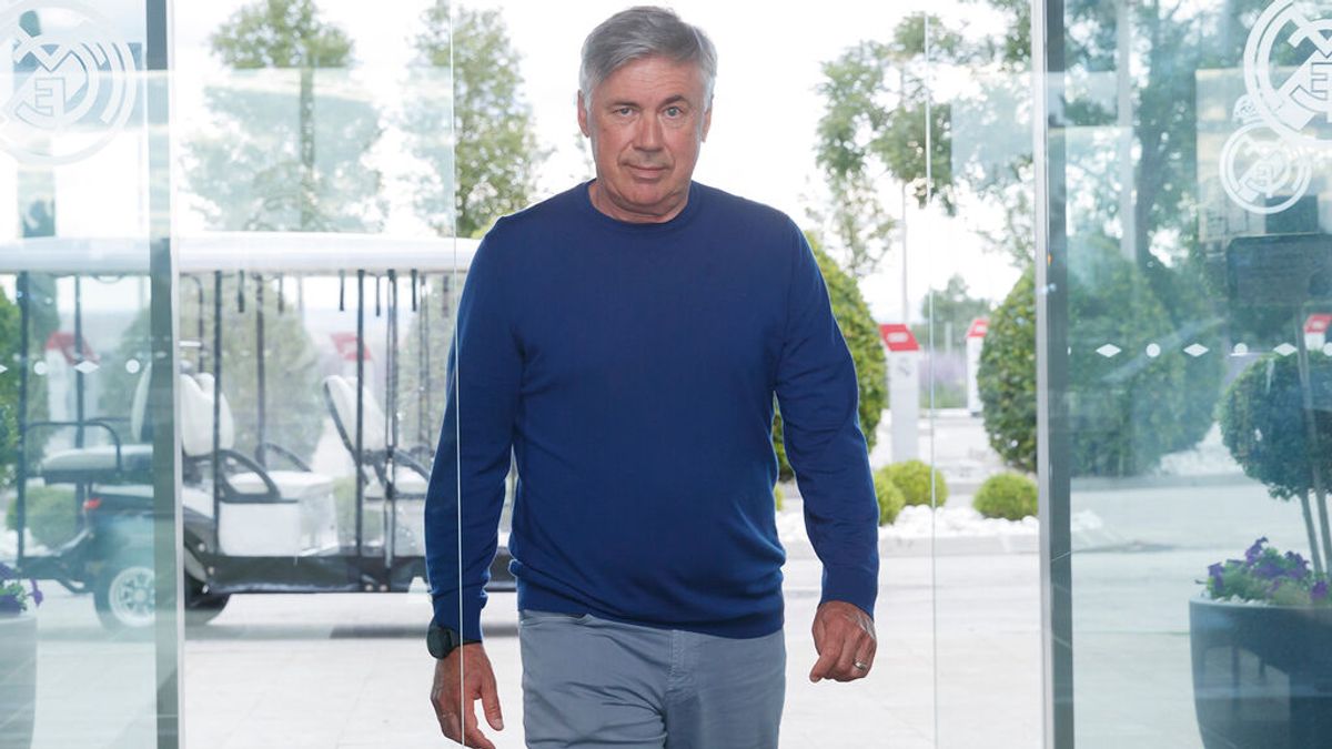 Ancelotti, en Valdebebas. Ancelotti, en Valdebebas.