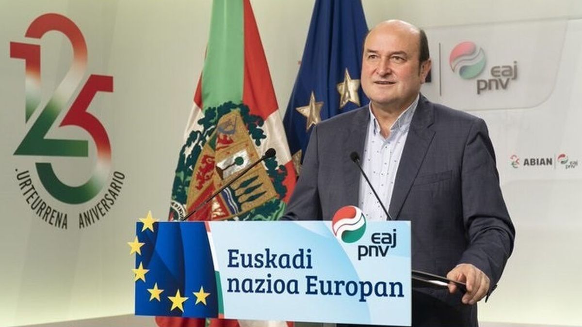 El PNV pide que se reconozca como naciones a Euskadi y Cataluña El PNV pide que se reconozca como naciones a Euskadi y Cataluña