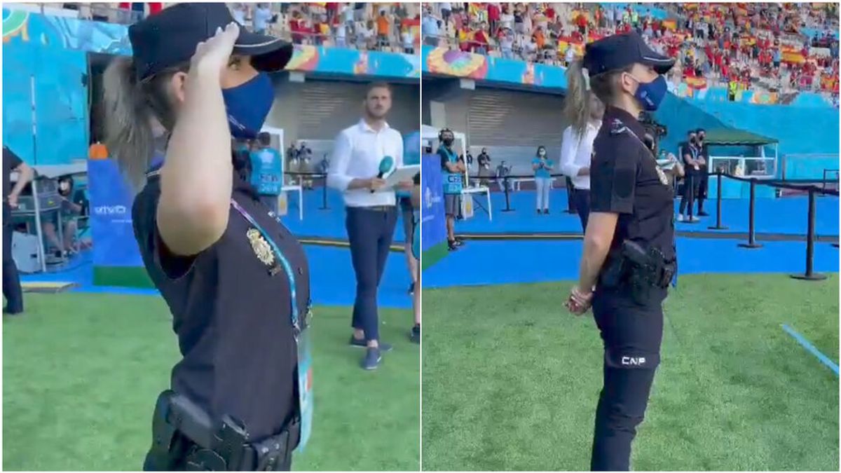 La imagen viral de una policía al escuchar el himno en el Eslovaquia - España