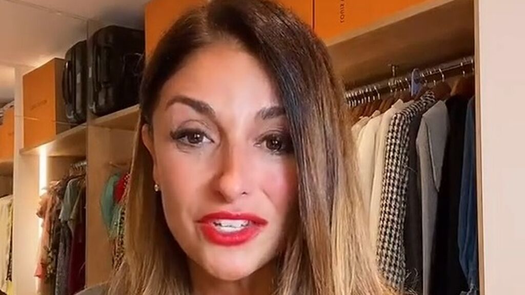 La 'madre del luisvi' se emociona al saber quién es la ganadora del sorteo: "Me hace más ilusión regalárselo a ella que a mi hija" La 'madre del luisvi' se emociona al saber quién es la ganadora del sorteo: "Me hace más ilusión regalárselo a ella que a mi hija"