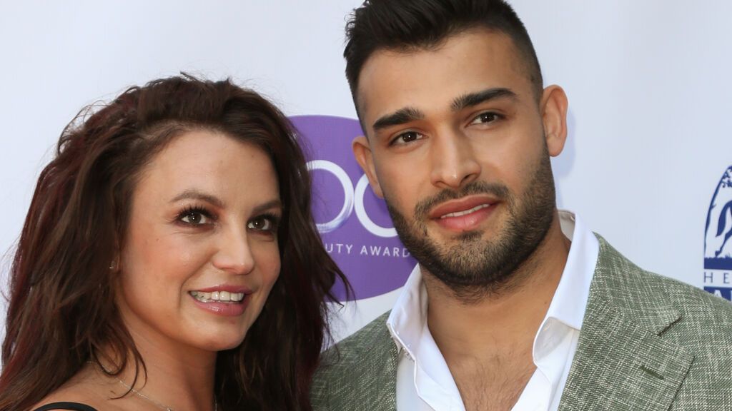 Britney Spears con su pareja, Sam Asghari