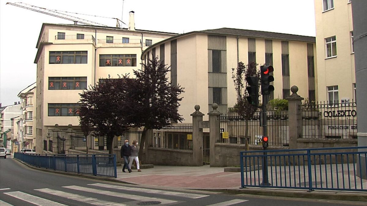 Varios padres contagiados en Galicia por los viajes de fin de curso a Mallorca Varios padres contagiados en Galicia por los viajes de fin de curso a Mallorca