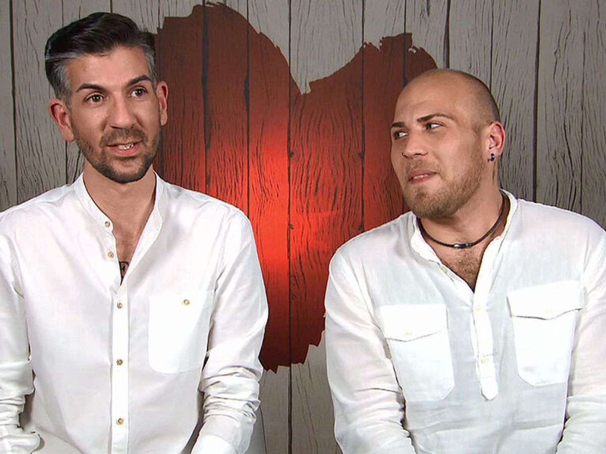 First Dates | Francisco: “Descubrí que era gay viendo Los Vigilantes de la  Playa”