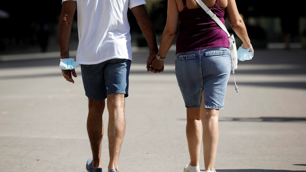 Los españoles viven el primer día sin mascarilla en el exterior desde que se impusiese su uso