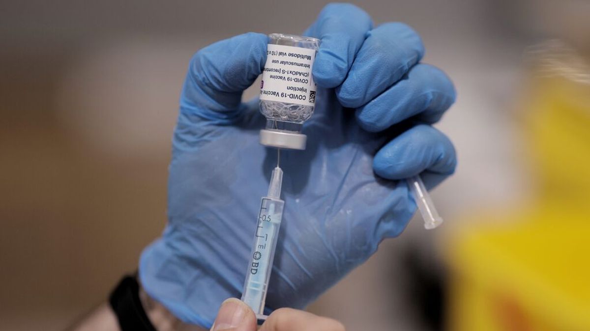 'The Lancet' publica los datos del estudio español sobre la combinación de las vacunas de Pfizer y AstraZeneca 'The Lancet' publica los datos del estudio español sobre la combinación de las vacunas de Pfizer y AstraZeneca