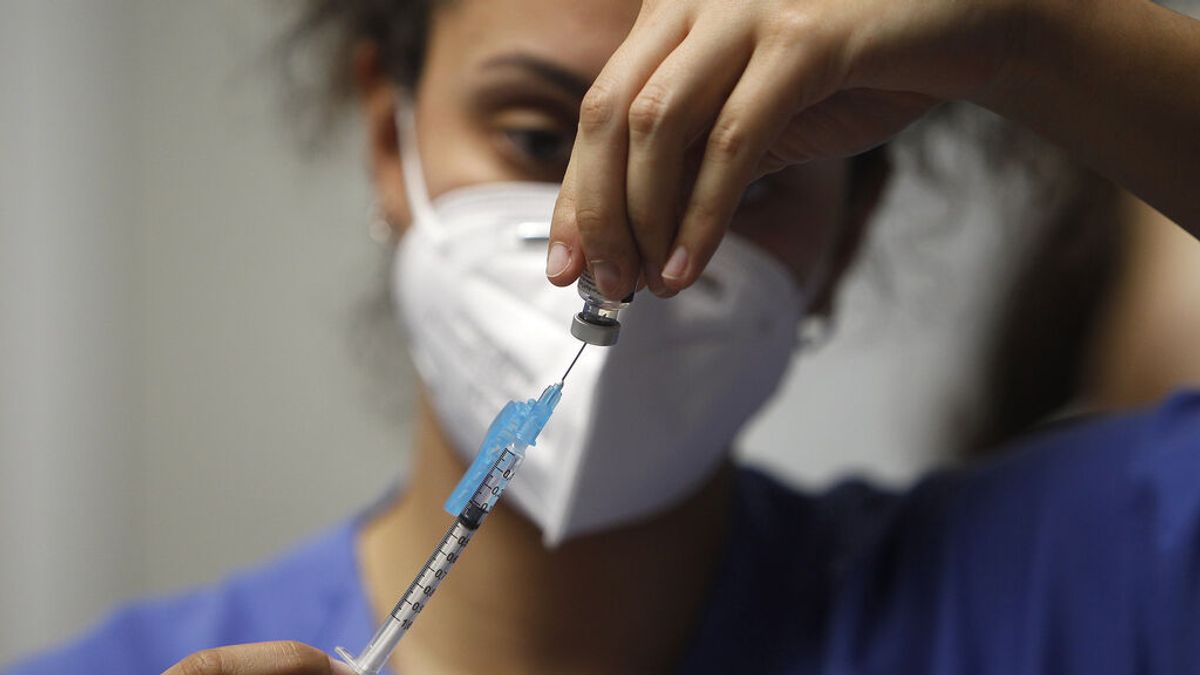Los mayores de 16 años que viven en Menorca, Ibiza y Formentera ya pueden pedir cita para vacunarse