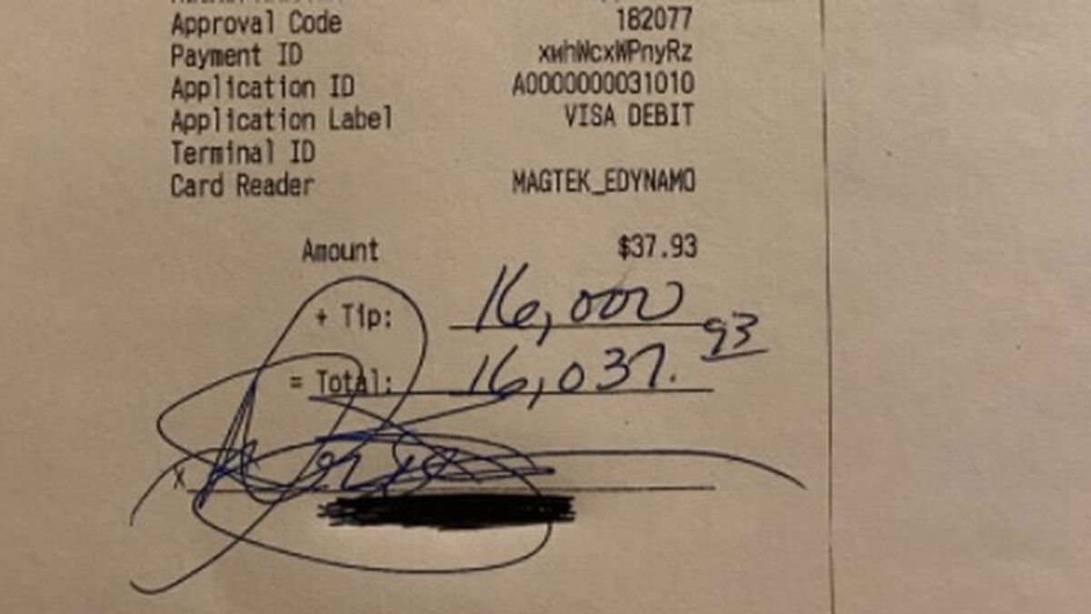 Un cliente anónimo deja una propina de más de 13.000 euros por un menú de 31 euros en un restaurante