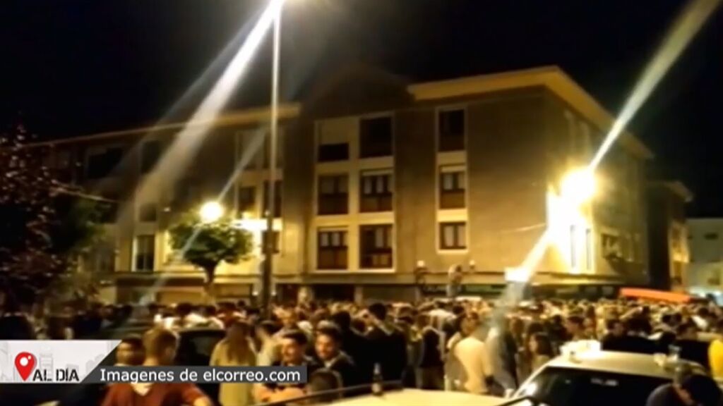 Continúan los botellones cada noche por toda España, y algunos de ellos termina con intervención policial