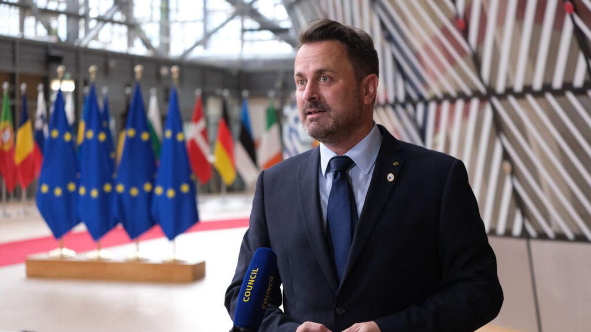 El primer ministro de Luxemburgo da positivo por COVID tras recibir la primera vacuna de AstraZeneca El primer ministro de Luxemburgo da positivo por COVID tras recibir la primera vacuna de AstraZeneca