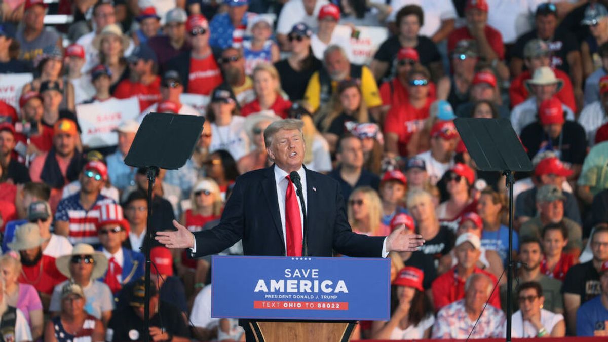 Trump repite sus acusaciones de fraude electoral en un mitin en Ohio