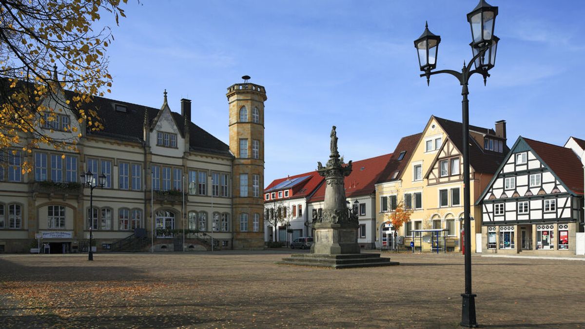 Nueve personas heridas, una de ellas de extrema gravedad, al derrumbarse un balcón en Alemania