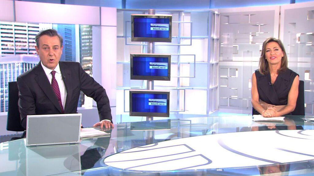 Con José Ribagorda y Ángeles Blanco Informativos Telecinco 2021 Mediodía 27/06/2021