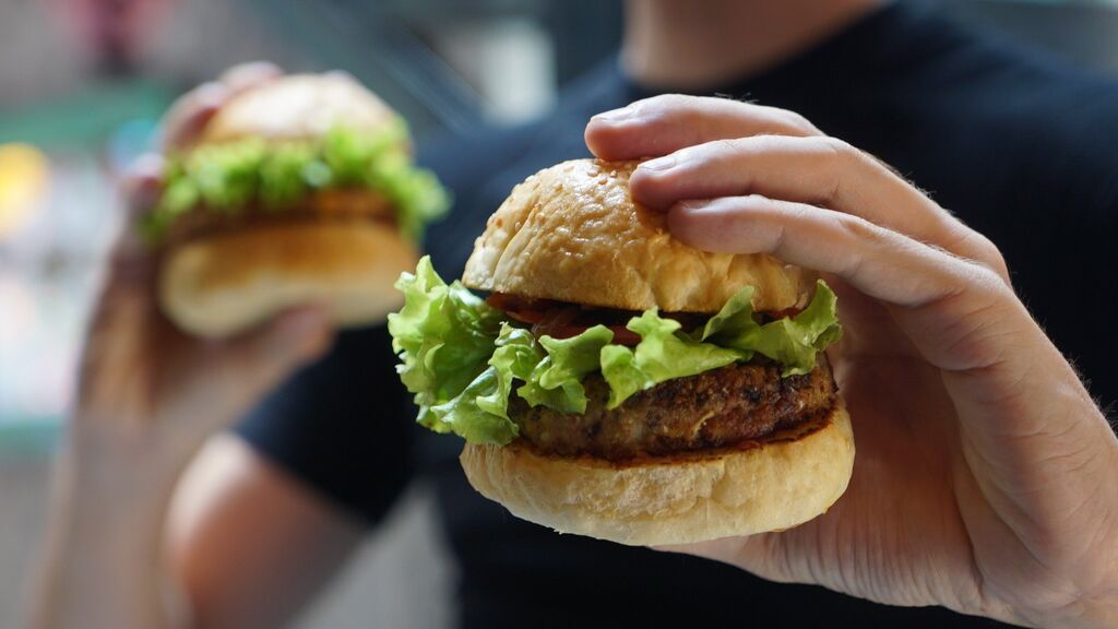 ¿Qué contamina más, una hamburguesa de carne o una vegetal?