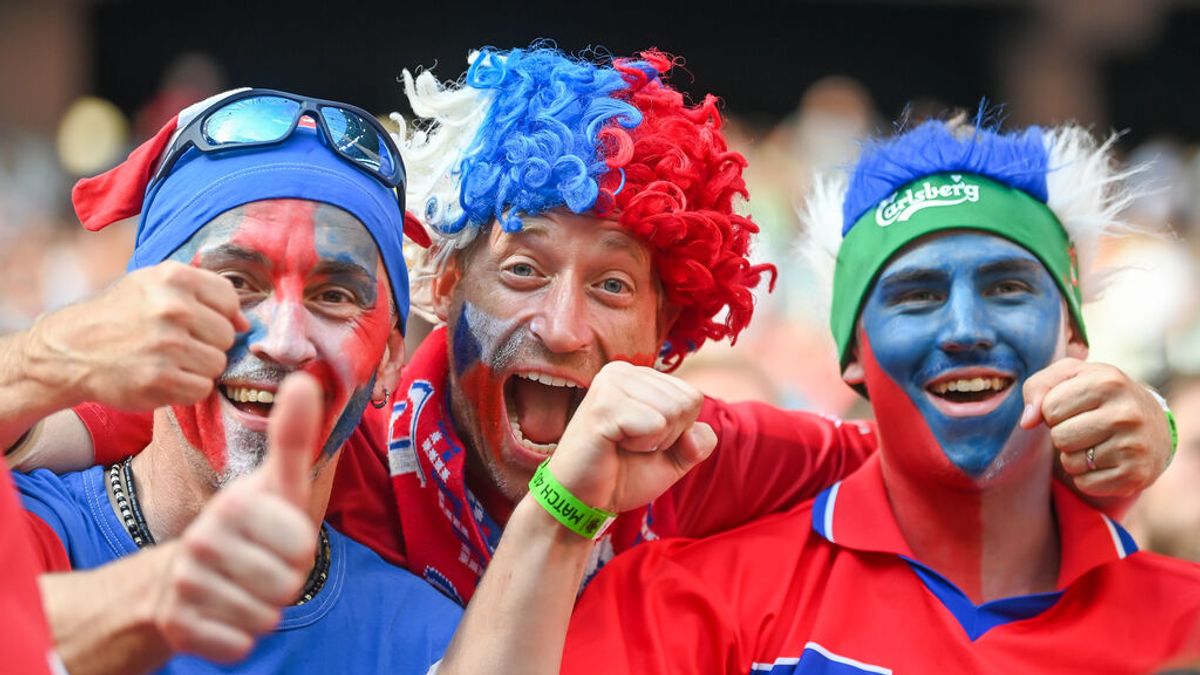 Bruselas pide a la UEFA "analizar con cuidado" si mantiene que la final de la Eurocopa tenga público Bruselas pide a la UEFA "analizar con cuidado" si mantiene que la final de la Eurocopa tenga público
