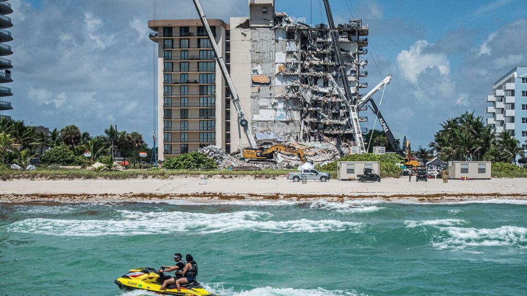 Edificio desplomado en Miami: más de 150 personas siguen desaparecidas