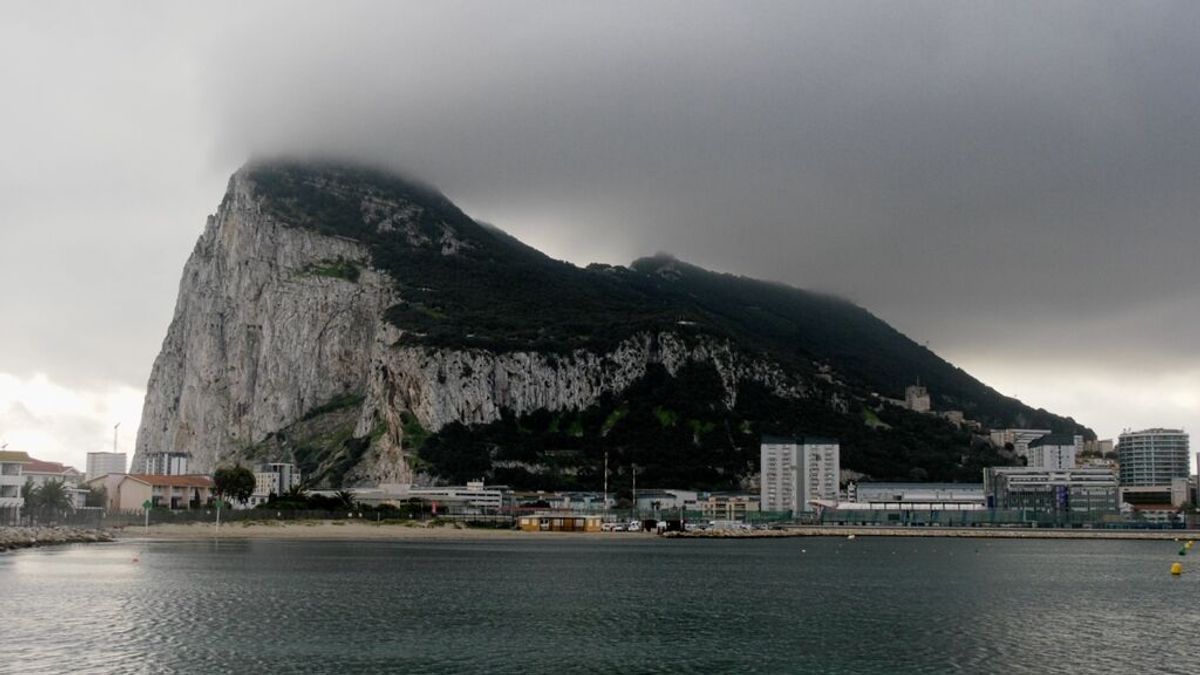 El campo de GIbraltar en guardia: la variante delta ya es dominante en el Peñón