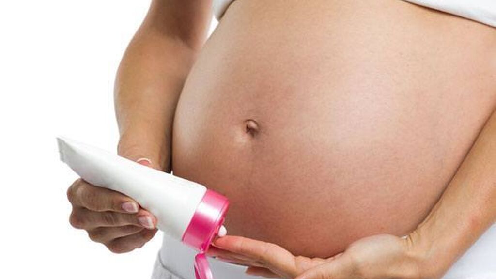 En general, y especialmente durante el embarazo, hace falta una buena hidratación.