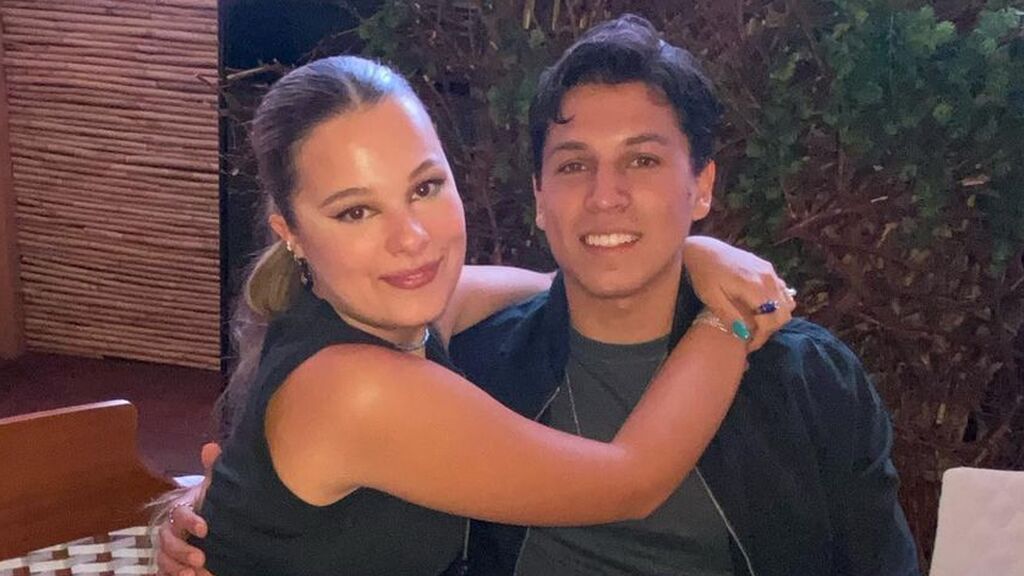 Manuela, hija de Alejandro Sanz, felicita públicamente a su novio: "Te amo"
