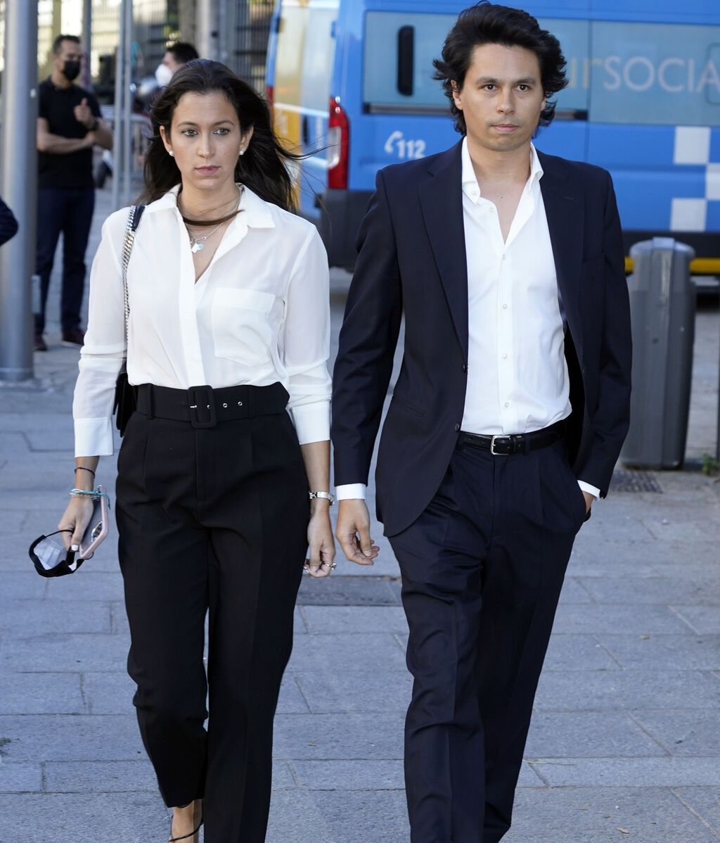 Tamara Falcó y Esther Doña, juntas en la despedida de Carlos Falcó a pesar de sus diferencias